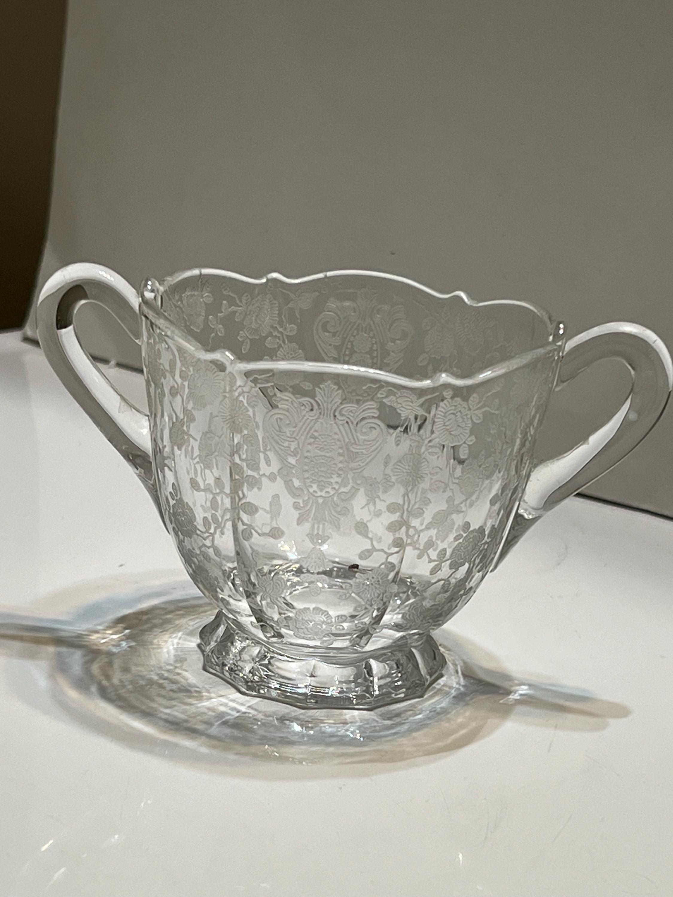 ケンブリッジ ローズポイント ハンドル付きボンボンボウルとボンボン