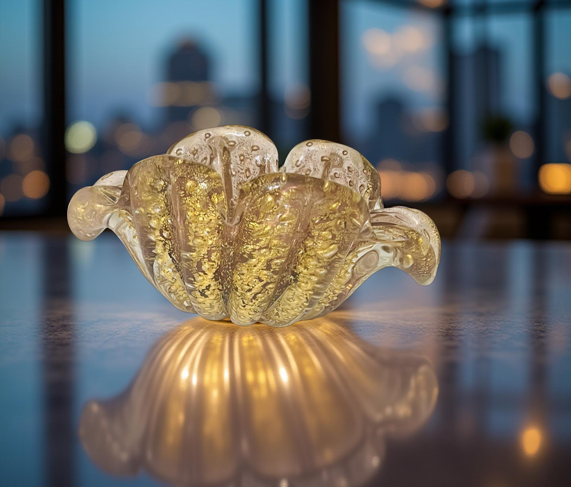 Barovier & Toso, Featuring the 'cordonato D'oro' or 'zebrati
