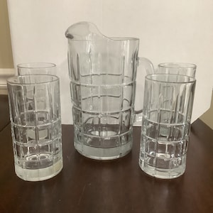 Anchor Hocking Tartan Manchester Clear Ice Tea Glasses and Pitcher