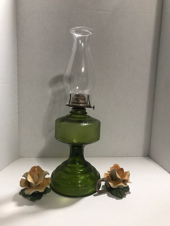 Vintage Brass Miniature Oil/Kerosene Lamp Made in India w/Glass Chimney &  Wick