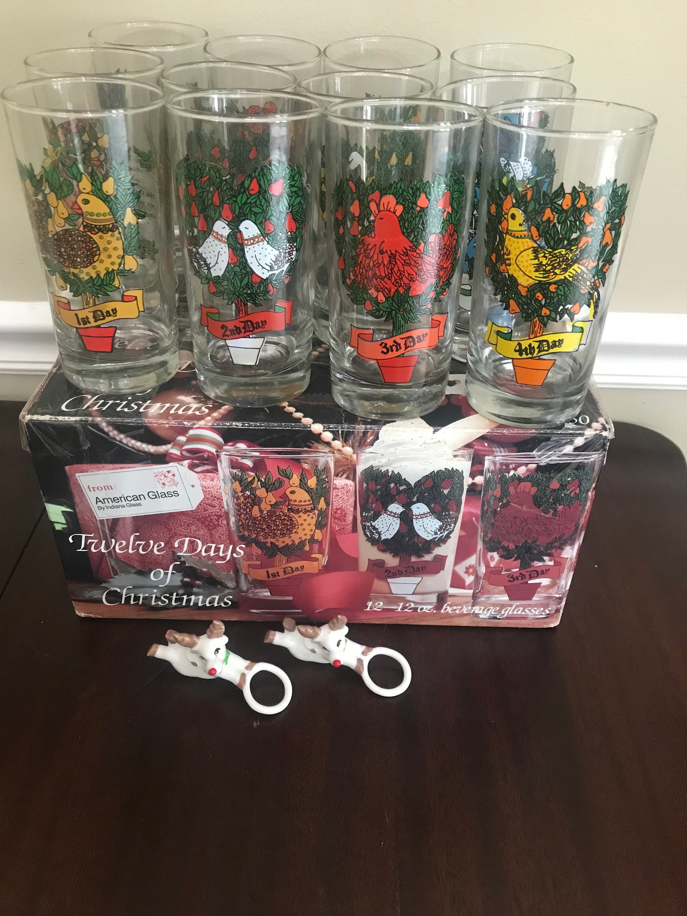 Christmas GET YOUR JINGLE ON! 12 Oz Water Beer Glasses 7 Tall Clear Glass  Set/2