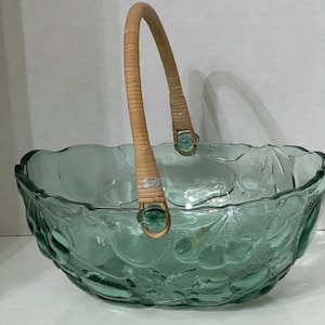Orchard Fruit Green Basket by Libbey Glass Company, Raised Fruit Design, Retro Green Glass Basket with Rattan Handle, Fruit Basket