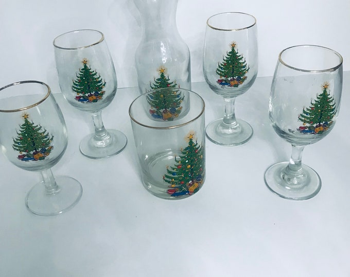 Old Fashioned Christmas Tree Glassware by Moderne, Wine Goblets, Water, Double Old Fashioned, and Carafe