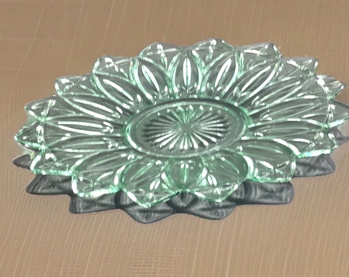 Federal Glass Sandwich Plate, Petal Design Green 11 1/2 Inch Sandwiche Plate