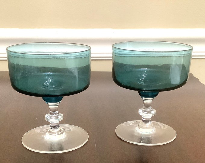 Vintage Sasaki Regency Blue Cordial Wine Champagne Glass: Wine Goblet