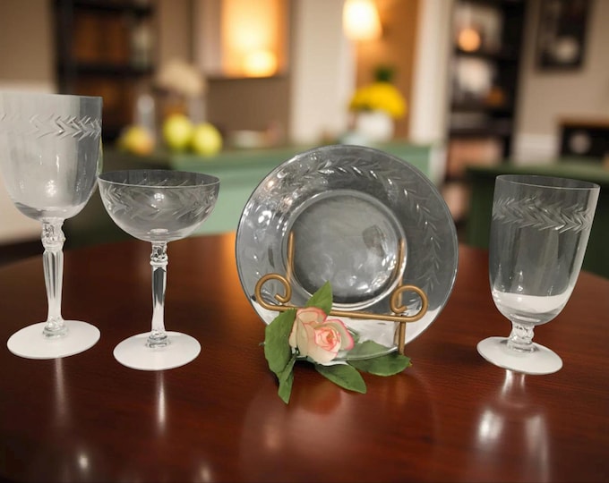 Fostoria Holly Clear (Stem 6030, Water Goblet, Salad Plates,  Ice Tea Glass, Champagne Goblet