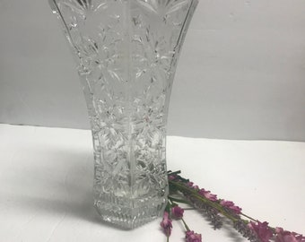 Lead Crystal Vase with Fan and Snowflakes Cut, Heavy Crystal Vase, Vintage Flower Vase