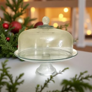 Vintage Anchor Hocking Cake Stand with Clear Dome Lid