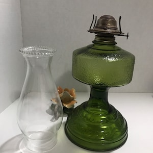 Oil/Kerosene Lamp/Wick/Burner/Tall and Heavy Oil Lamp