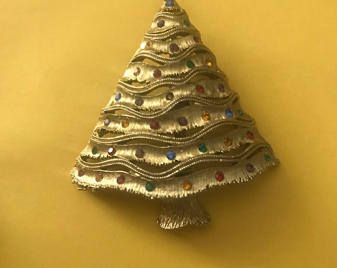 Vintage JJ (Jonette Jewelry) Christmas Tree Brooch/ Gift