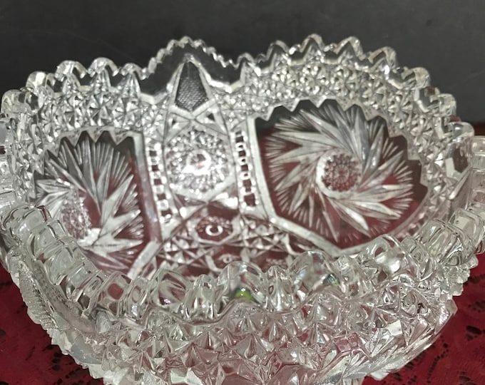 L E Smith Comet in the Stars Bowl Pinwheel Crystal Bowl