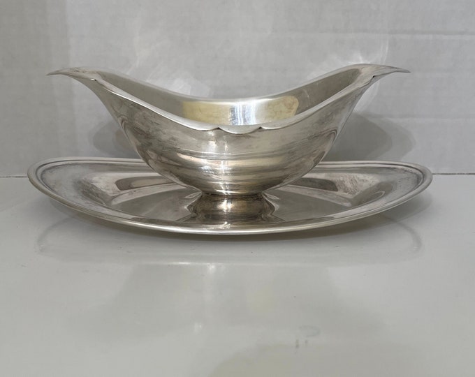 Silver Plate Gravy Sauce Bowl England Master with Attached Plate