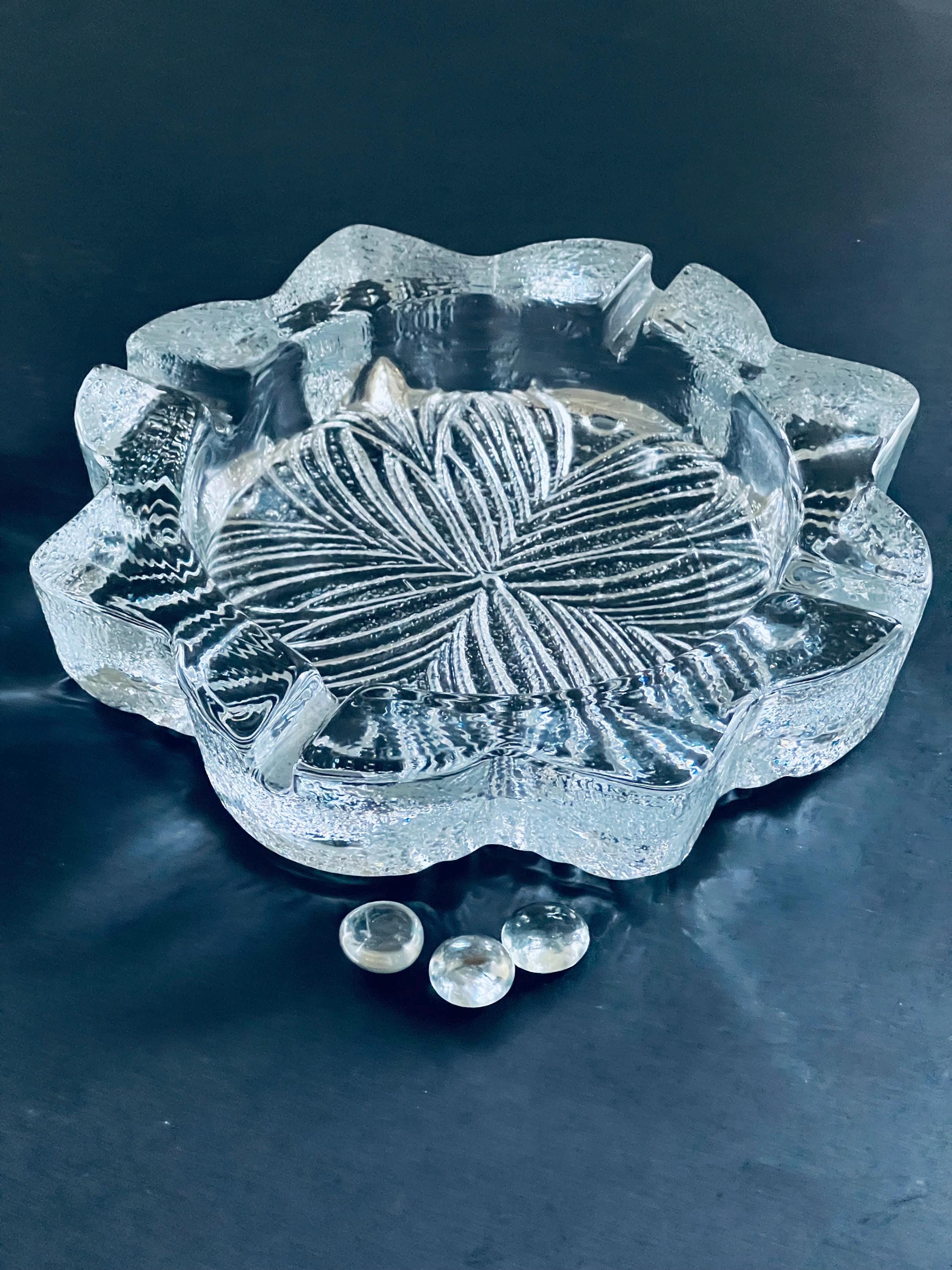 1960年代のブレンコアートガラス灰皿：スノーフレークアイスクリア