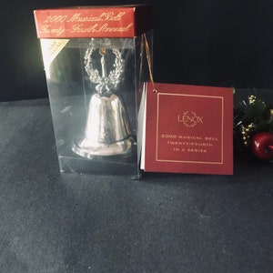 Lenox Musical 2000 Annual Bell/ Plays Deck The Hall/ Kirk Stieff/ Sliver Plated