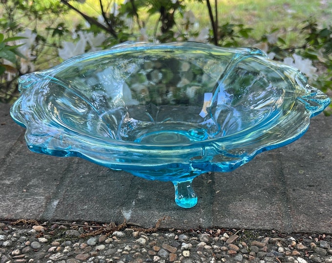 Indiana Glass  Blue  Console  Bowl, Tiara Exclusive #607 Double Fleur de Lis Three-Toed Console Bowl/ Centerpiece Bowl