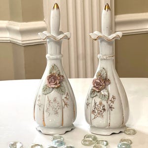 1960s Thames Hand-Painted Porcelain Perfume Bottle With Applied Flowers