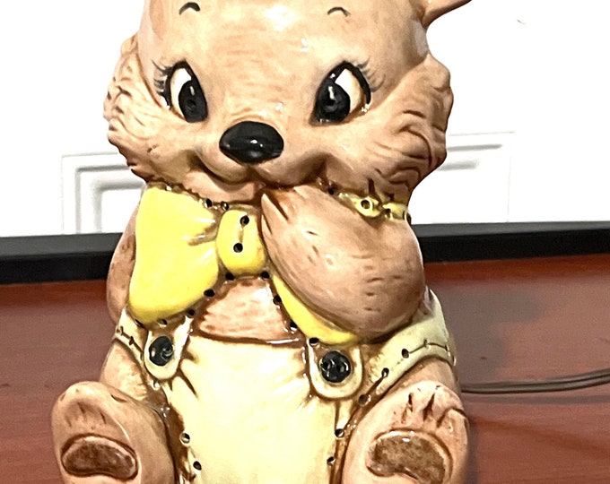 Vintage Ceramic Child’s Room lamp, Baby Shower Gift, Lighted Ceramic Teddy Night Lamp