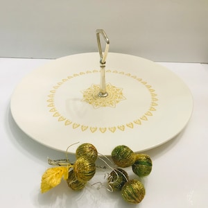 Vintage Sheffiel Serenade Round Serving Tray with Handle/Serving Platter