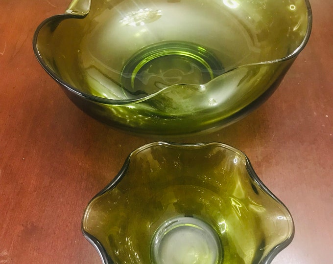 Anchor Hocking  Green Chip and Dip Bowl