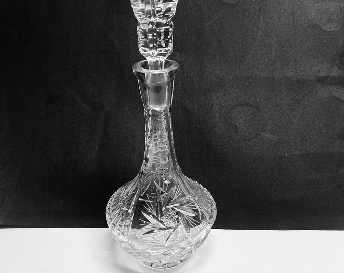 Eleanor Decanter and Stopper by American Cut, Pattern 326, Gift, Barware Decanter, Blown Glass Decanter