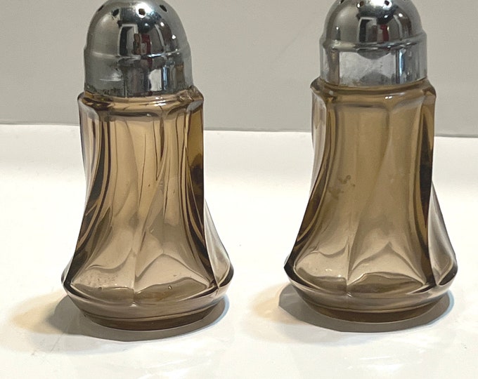 Fostoria Jamestown Salt and Pepper Shaker / Metal Lids/ Brown Salt and Pepper Shakers