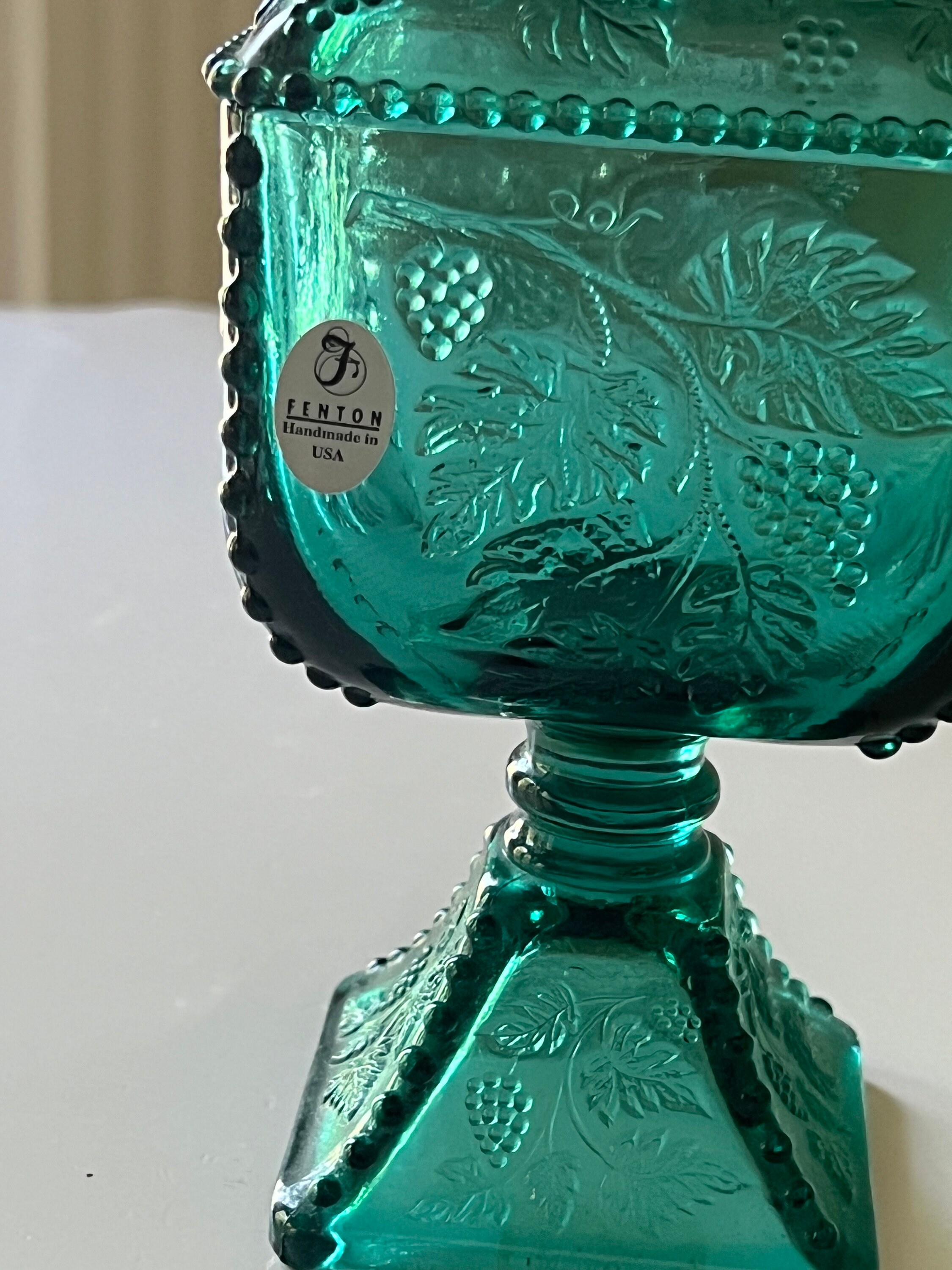 Fenton ゴールドクレスト スクエア キャンディーディッシュ Vintage Fenton Spruce Green 7 1/2 Inch Square Covered Candy