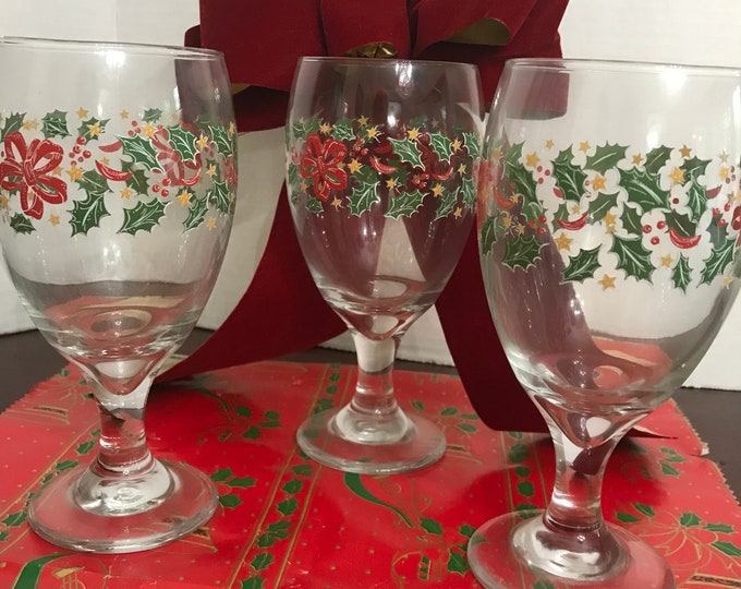 Libbey’s Holly Ribbon Wine/Water Goblets