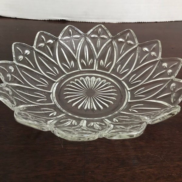 Federal Glass  Petal Bowls, Sandwich Plates/ Bread and Butter Plates