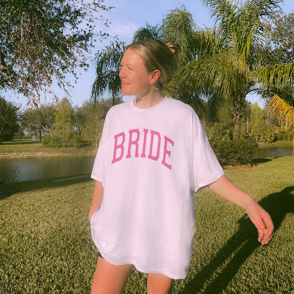 Retro Bride Shirt, Varsity Bride, Trendy Preppy Shirt, Bachelorette Theme Bridal Party, Aesthetic Group Matching, 80s 90s Y2k Theme