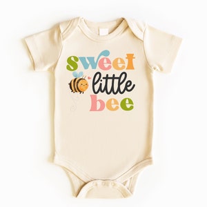 Sweet Little Bee Baby Bodysuit, Baby Bodysuit, Bee Baby Shower, Bee Birthday, Cute Baby Outfit, Baby Shower Gift, Baby Girl Outfit