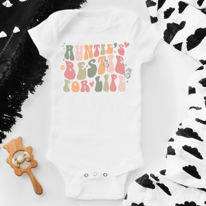 Auntie&#39;s Bestie Baby Bodysuit, Baby Bodysuit, Aunt Pregnancy Announcement, Baby Girl Outfit, Baby Shower Gift, Baby Gifts, Gift For Niece