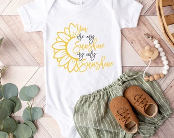 You Are My Sunshine Baby Bodysuit, Cute Baby Outfit, Spring Baby Outfit, Baby Announcement, Baby Shower Gift, Pregnancy Announcement