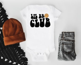 Lil Bro Baby Bodysuit, Little Brother Announcement, Baby Boy Outfit, Baby Boy Gifts, Pregnancy Announcement, Baby Boy Clothes, Baby Gifts