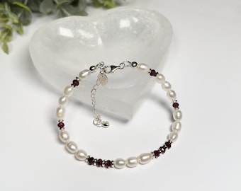Freshwater Pearl & Red Garnet Purity Healing Bracelet • 925 Sterling Silver Beaded Gemstone Bracelet  •  Perfect Bride Gift.