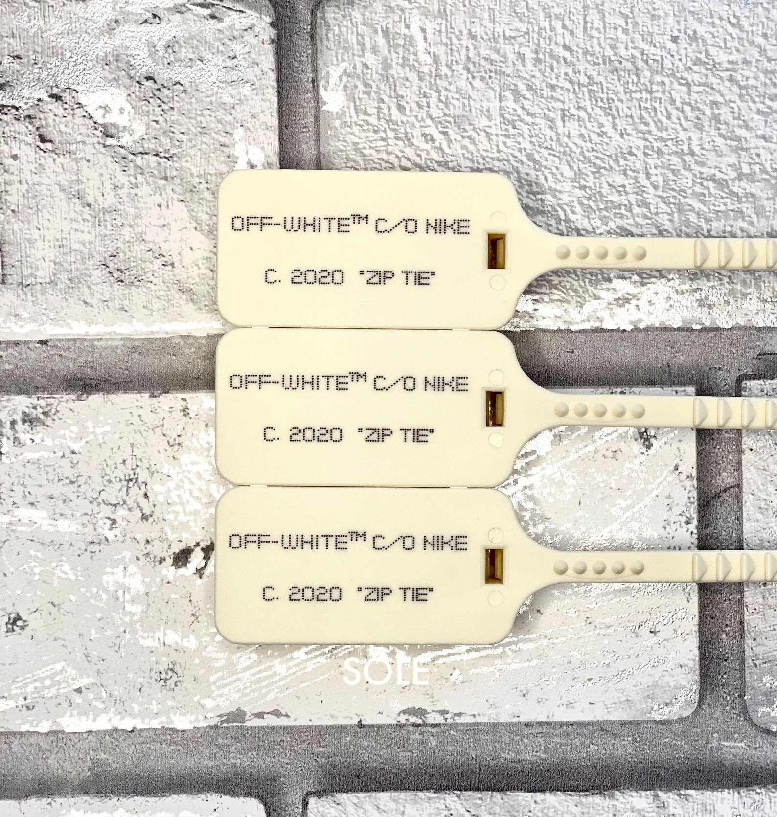 off white sail zip tie