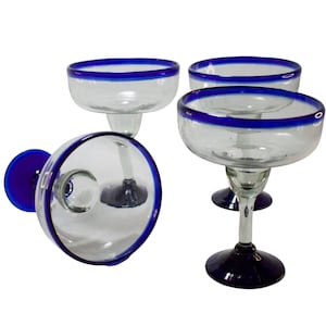 MAREY mundgeblasenes mexikanisches Margarita-Glas, Cocktailglas, handgefertigte kunsthandwerkliche Glaswaren (Cobalt Blue Rim 14 fl. Oz., Set mit 4 Gläsern)