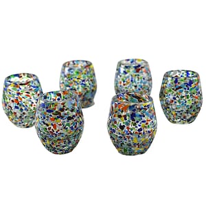 Vasos de chupito con confeti mexicano / Vasos para tequila soplados a mano / Vidrio 100 % reciclado / (Granizo multicolor, Vasos para mezcal de 56 ml) Juego de 6 piezas