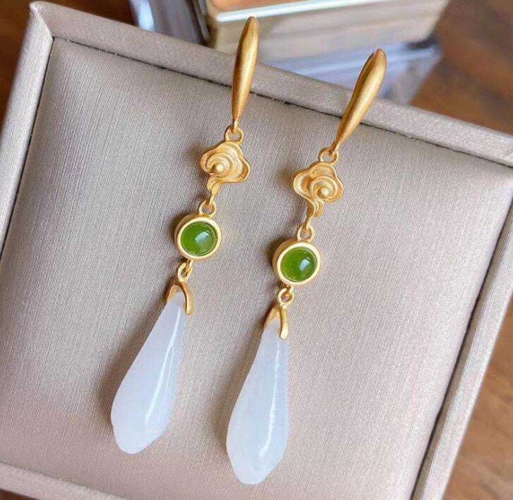 Natürliche Hetian Jade Ohrringe 18K Vergoldete Jade Ohrringe | Etsy