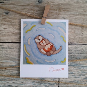Carte illustrée Maman Loutre - Format polaroid