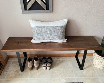 Handmade Reclaimed Wood Entryway Bench: Rustic Farmhouse Decor