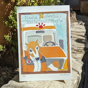 Het dierlijke alfabet van Y: Nadia Nasenbär, noodsituatieparamedicus - De prentbriefkaar
