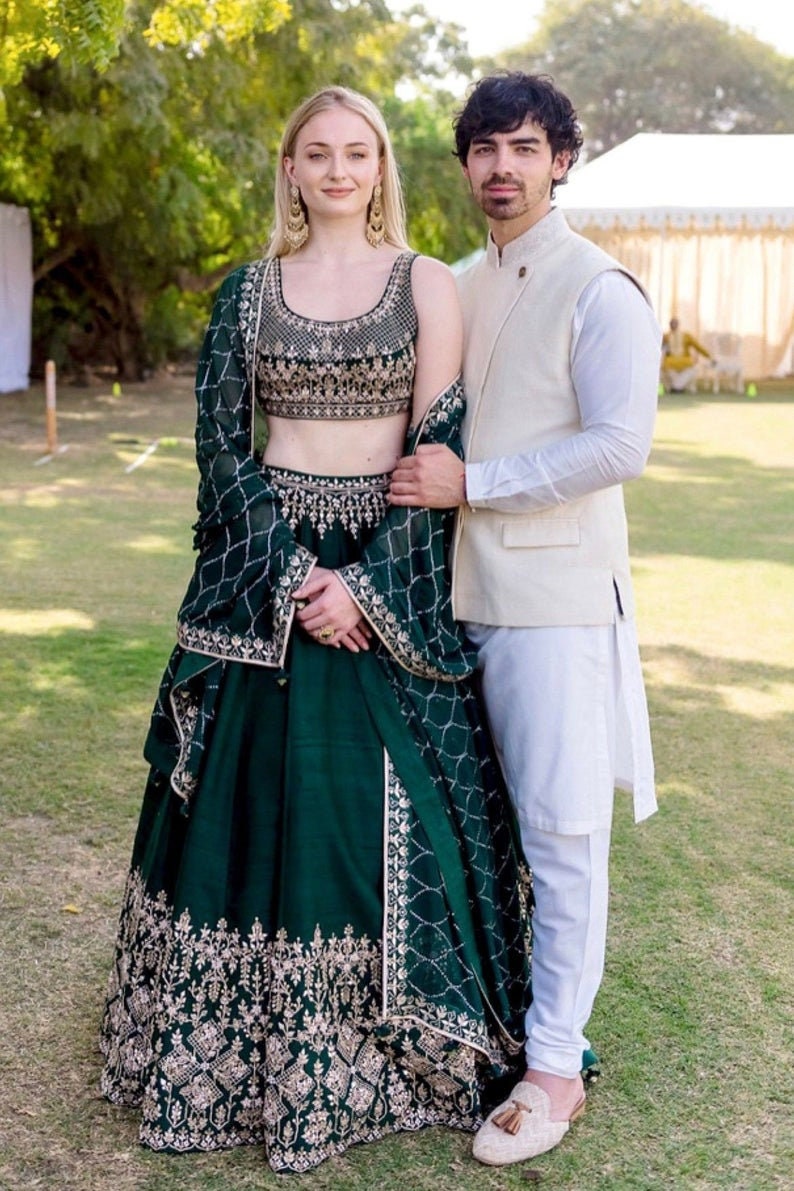Trabajo de bordado verde Lehenga Choli para mujeres o niñas Ropa de fiesta y ropa de boda Lengha Choli traje de boda indio imagen 6