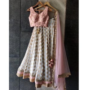 Ivory Georgette Lehenga Choli : Zari Embroidery Indian Wedding Wear Reception ,Function Wear Lehengas