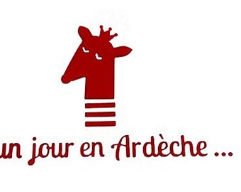 Flex thermocollant Cerf ou biche avec couronne "un jour en Ardèche..."