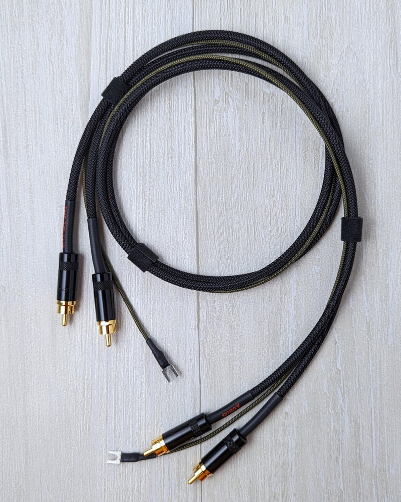 Turntable Cable Set, Mogami Cable, Dual Gold RCA, Spade Ground Wire, Braided Sleeve, Handmade