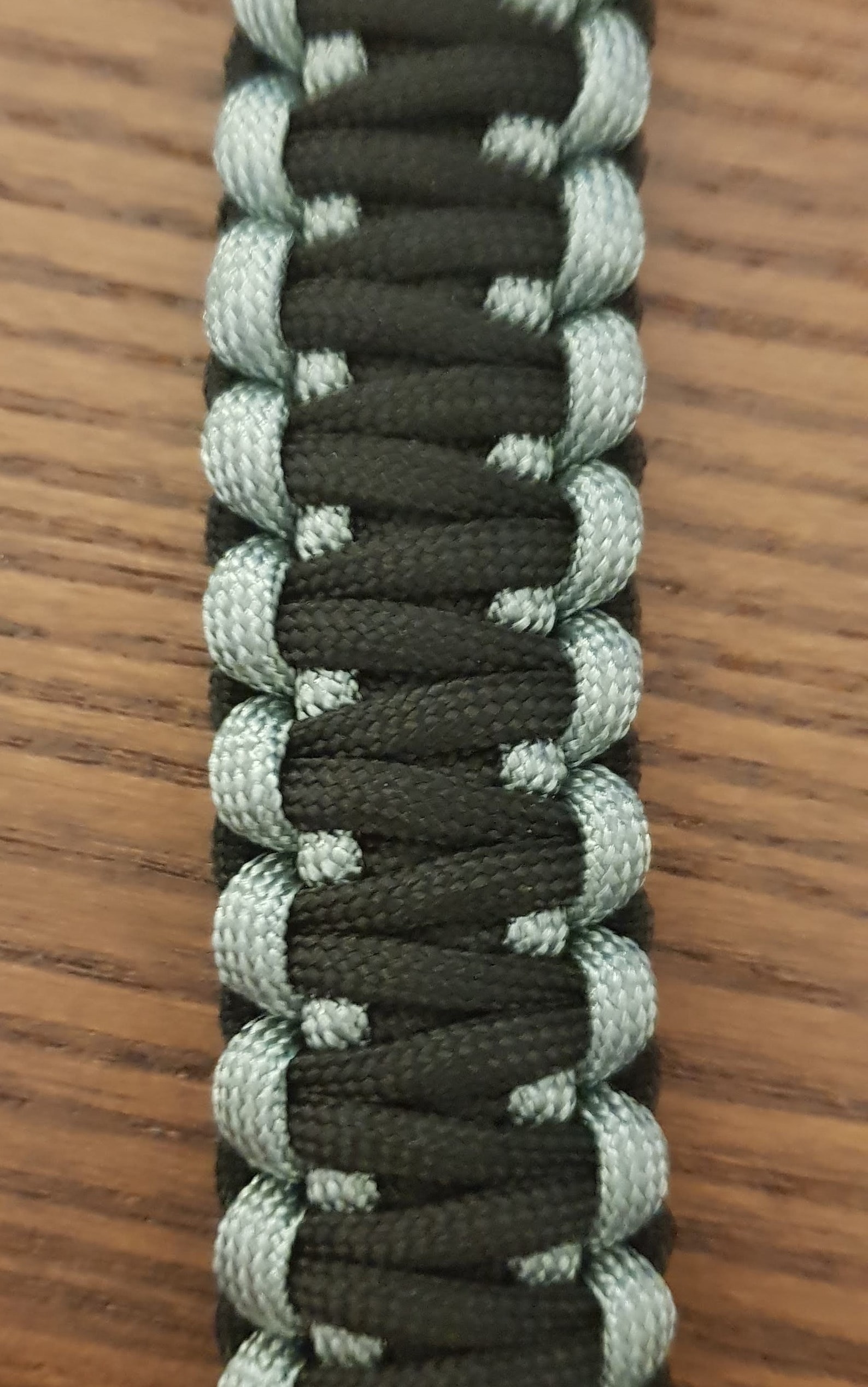 2 Colour Double Cobra Weave Paracord Keyring Etsy