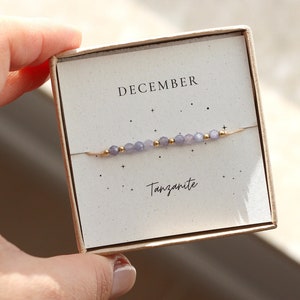 Bracciale con pietre preziose portafortuna di dicembre. TANZANITE. Delicato braccialetto con pietre preziose. Oro riempito 14k o argento sterling. Cristalli curativi. 3 mm