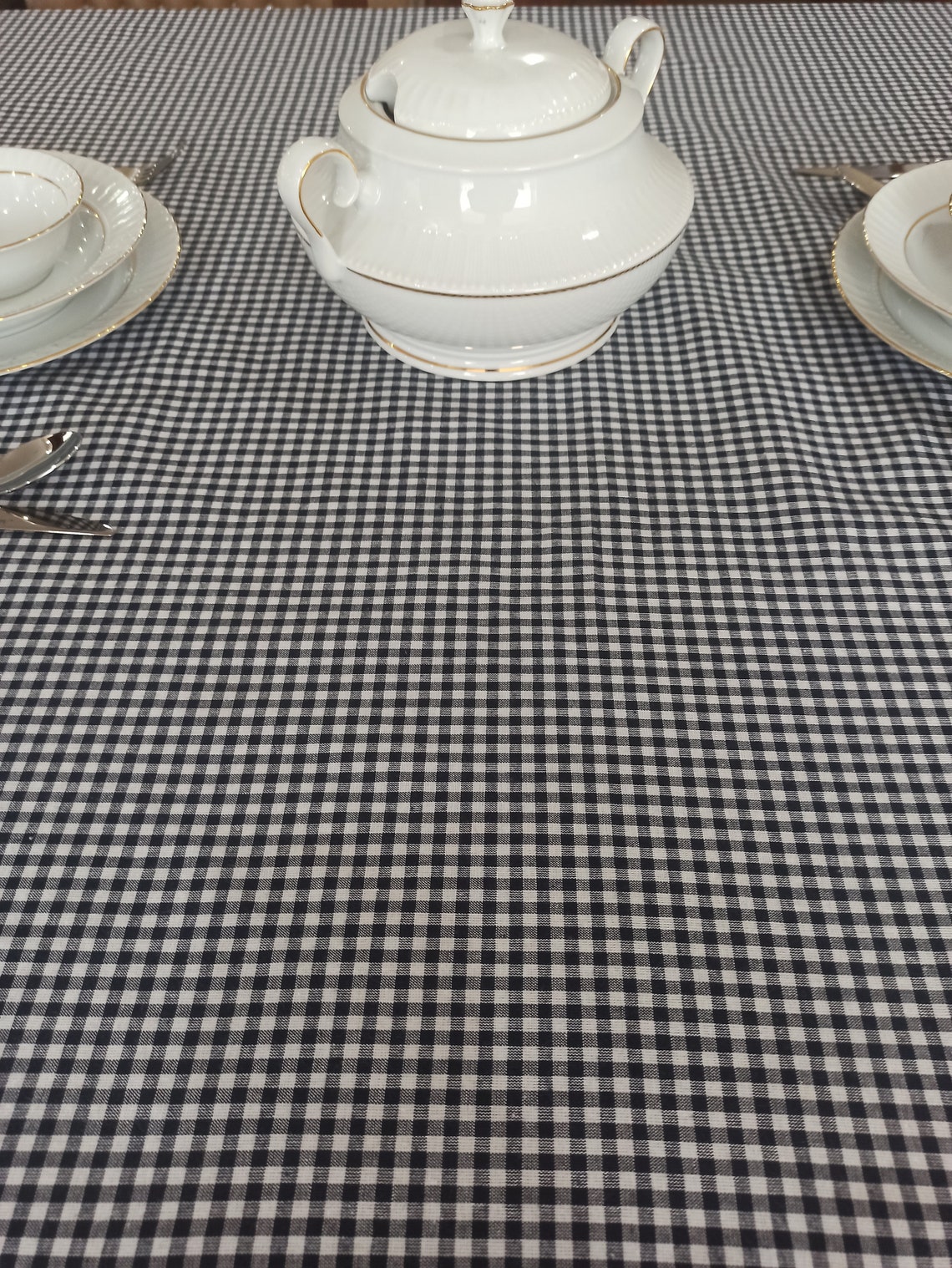 Black and White Gingham Table Cloth , Picnic Table Cloth , Garden Table ...
