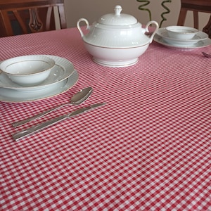 Red And White Gingham Table Cloth , Picnic Table Cloth , Kitchen Table Cloth , Square Table Cloth , Dining Table Cloth , Garden Table Cloth