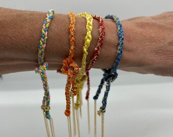 Jewellery | Bracelets | Friendship bracelets | Lucky charm | Start charm | Gold chain | Braided Bracelets | Handmade bracelets | Minimal